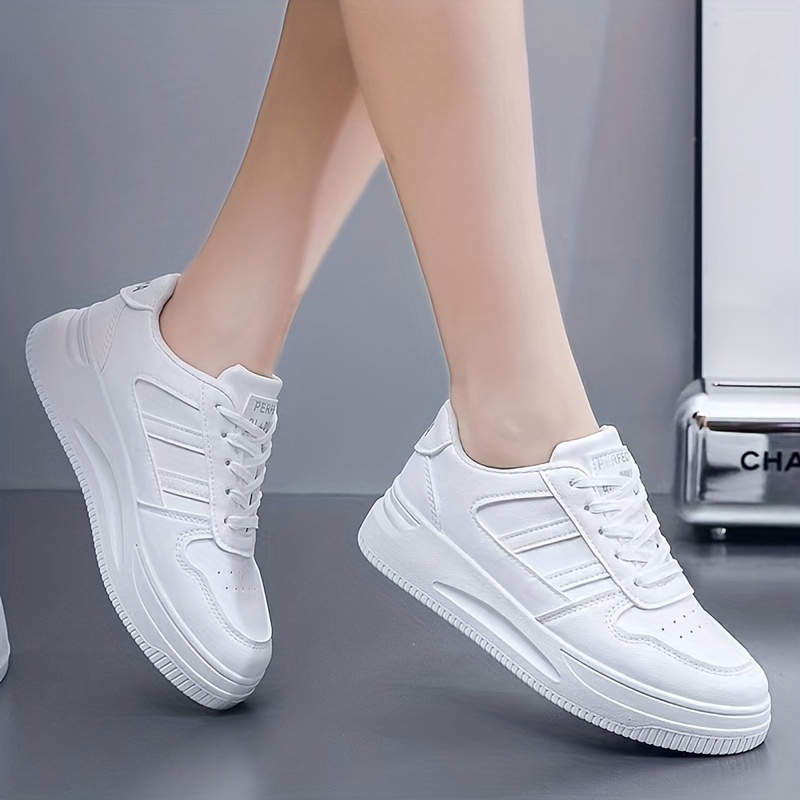 womens simple platform sneakers casual lace up outdoor shoes comfortable low top skate shoes details 3