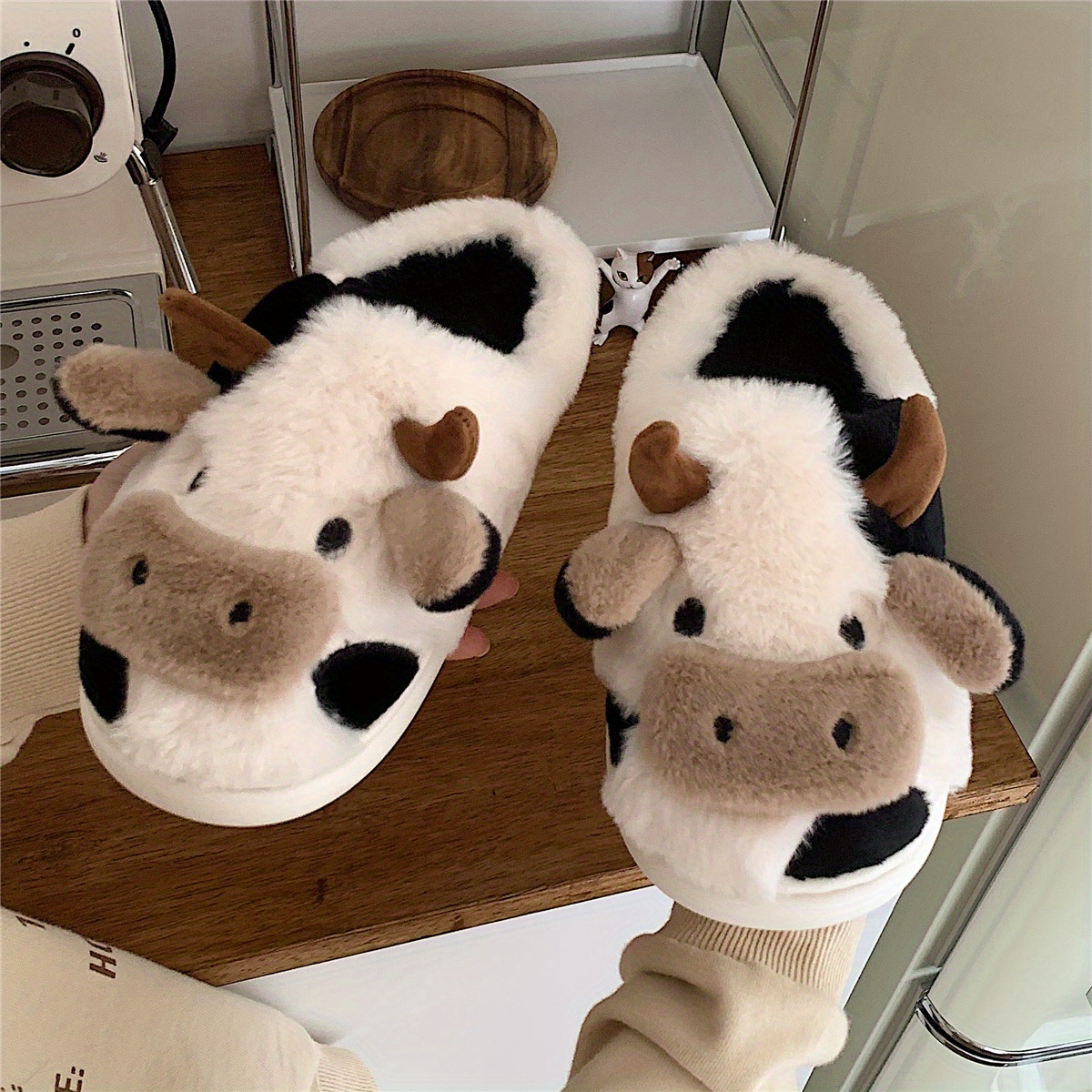 cute cartoon cow design slippers kawaii plush lined non slip bedroom shoes warm comfortable shoes details 2